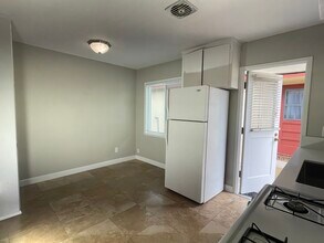 1159 Felspar St, Unit 1159 in San Diego, CA - Building Photo - Building Photo