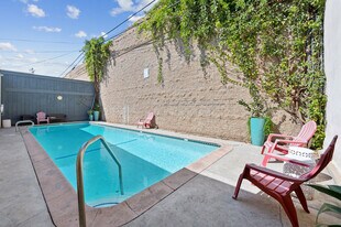 435 W. Regent St in Inglewood, CA - Building Photo