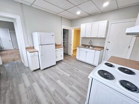 100 Nanticoke Ave in Endicott, NY - Building Photo