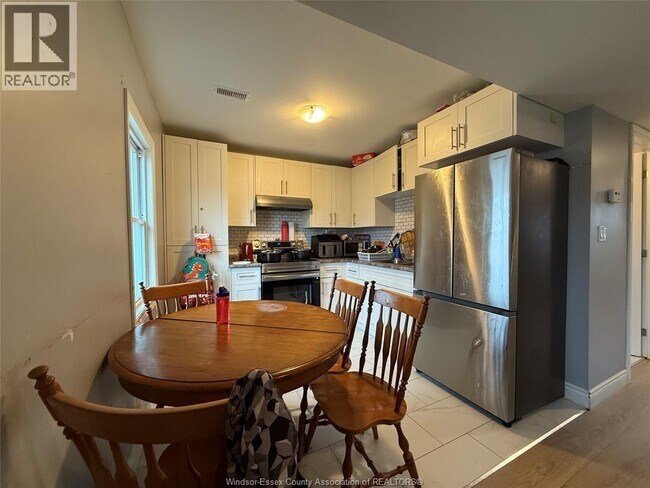 485 Aylmer Ave in Windsor, ON - Building Photo - Building Photo