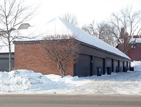 Panama Flats in St. Paul, MN - Building Photo - Building Photo