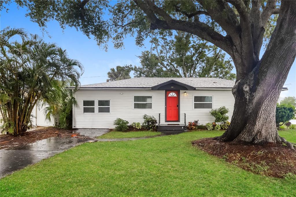 4501 52nd Ave N in St. Petersburg, FL - Building Photo