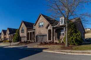 The Village of Five Oaks in Lebanon, TN - Building Photo