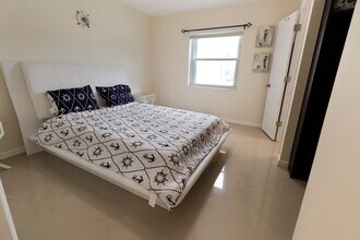 900 NE 18th Ave in Fort Lauderdale, FL - Building Photo - Building Photo