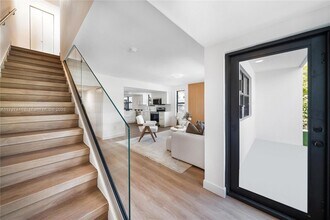 7996 Crespi Blvd in Miami Beach, FL - Building Photo - Building Photo