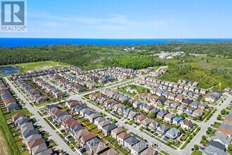 52 John Link Ave in Georgina, ON - Building Photo - Building Photo