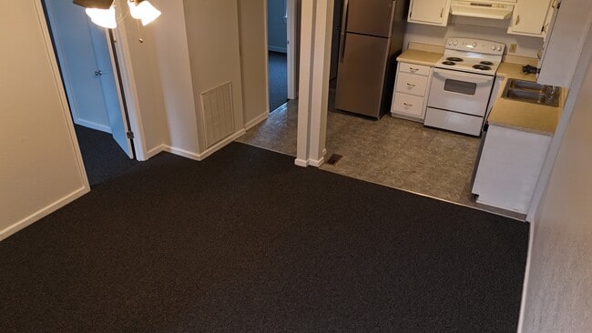 528 Gadsden Rd NW, Unit 01