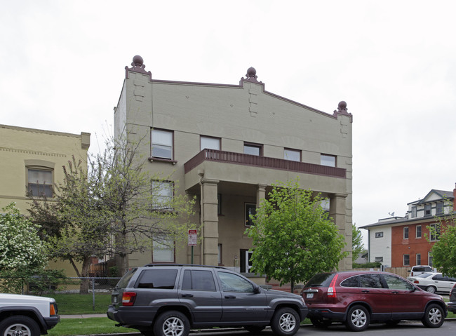 Uptown Apartments in Denver, CO - Building Photo - Building Photo