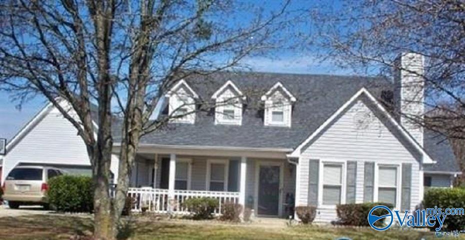402 Crutcher Cir in Athens, AL - Building Photo