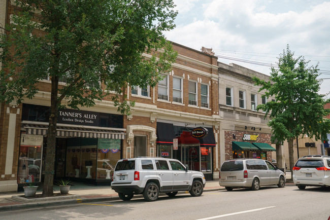 Perilli Apartments on High Street