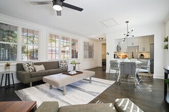 975 Shadowridge Dr SE, Unit SI ID1475255P in Atlanta, GA - Building Photo - Building Photo