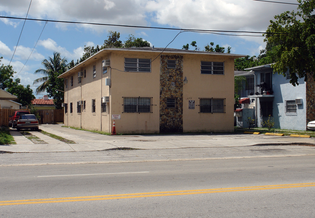 1470 NW 29th St in Miami, FL - Building Photo