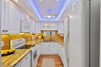 955 Palm View Dr in Naples, FL - Building Photo - Building Photo