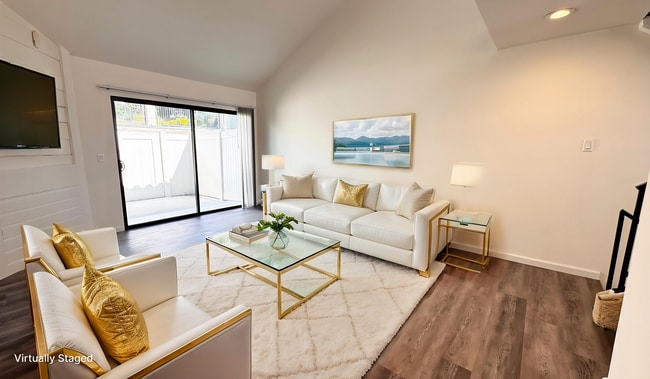 property at 756 S Garfield Ave