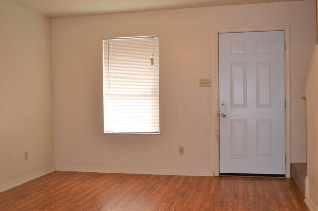 3053 Olympia Dr in Denton, TX - Building Photo - Building Photo