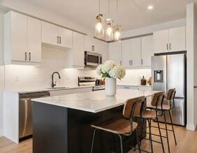 NorthWoods Village - 955 Catalpa Sq in London, ON - Building Photo - Building Photo