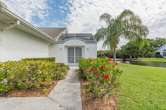 1700 Aynsley Way in Vero Beach, FL - Building Photo - Building Photo