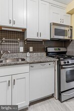 4371 Cherry Hill Rd in Arlington, VA - Building Photo - Building Photo