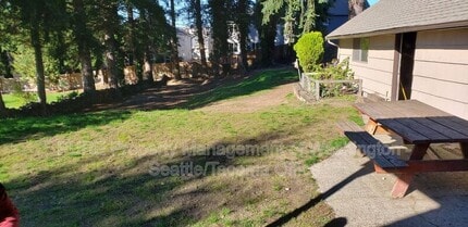 5215 53rd St W in Tacoma, WA - Building Photo - Building Photo