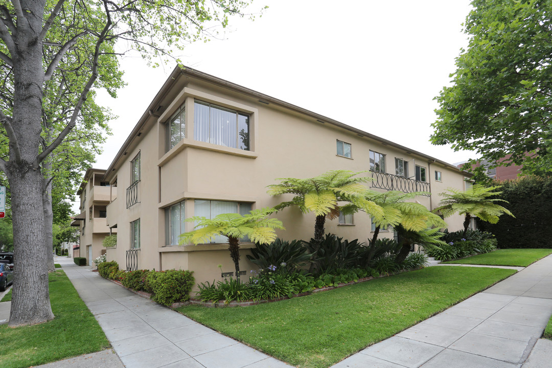 9725 Charleville Blvd in Beverly Hills, CA - Building Photo