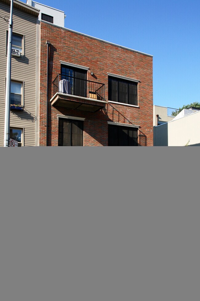 274 21st St in Brooklyn, NY - Foto de edificio - Building Photo