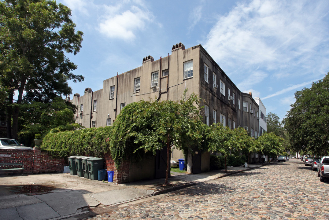 62 Broad St in Charleston, SC - Building Photo