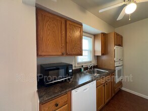 2524 57th St in Des Moines, IA - Foto de edificio - Building Photo