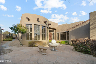 8096 E Windwood Ln in Scottsdale, AZ - Building Photo - Building Photo