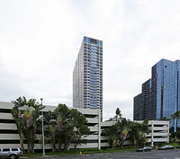 The Royal Capitol Plaza in Honolulu, HI - Building Photo - Building Photo