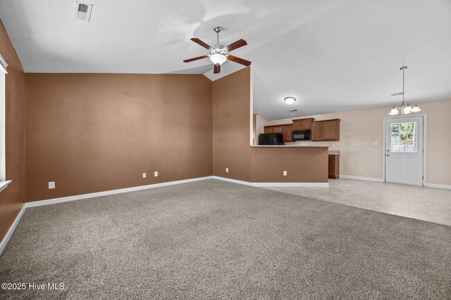 156 Rosemary Ave in Hubert, NC - Building Photo - Building Photo