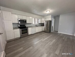 259 Westchester Rd in Colchester, CT - Building Photo - Building Photo