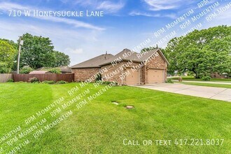 710 Honeysuckle Ln in Nixa, MO - Building Photo - Building Photo