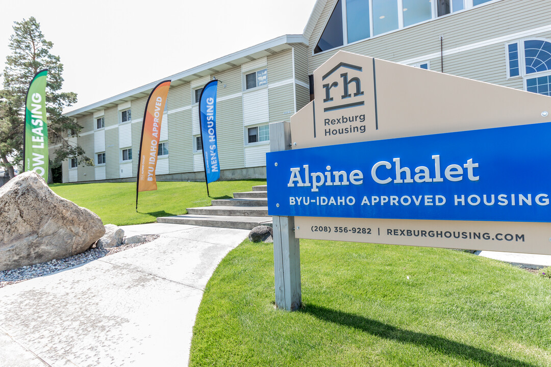 Alpine Chalet Apartments in Rexburg, ID - Foto de edificio