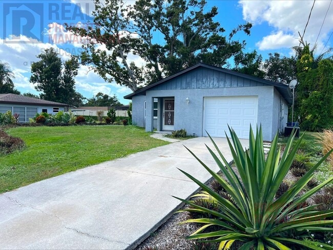 2950 Pafko Dr in Sarasota, FL - Building Photo - Building Photo