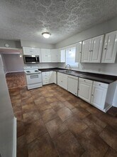 6328 E Stop 11 Rd in Indianapolis, IN - Building Photo - Building Photo