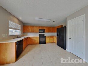 7125 Beekman Lake Dr in Jacksonville, FL - Building Photo - Building Photo