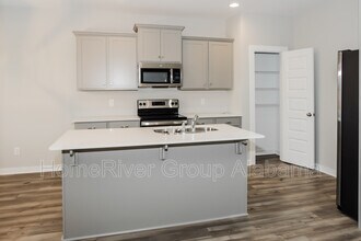 205 John Harold Dr in Meridianville, AL - Building Photo - Building Photo