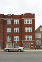 4865 W Armitage Ave in Chicago, IL - Building Photo - Building Photo