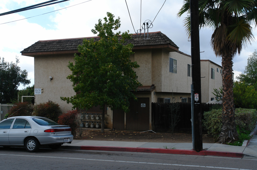 3430 Helix St in Spring Valley, CA - Building Photo