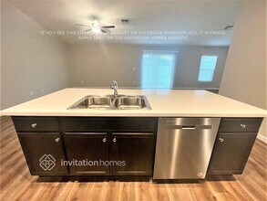 125 NE 9th Pl in Cape Coral, FL - Building Photo - Building Photo