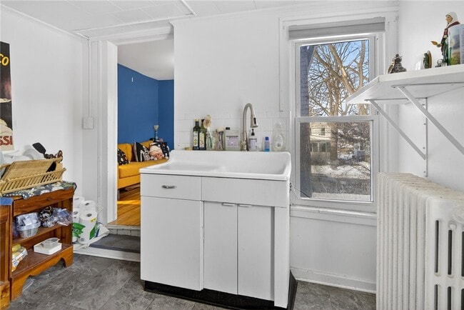 property at 607 N Cayuga St