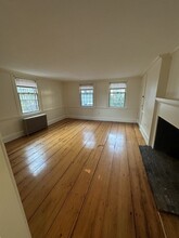 6 River St, Unit #2 in Salem, MA - Foto de edificio - Building Photo