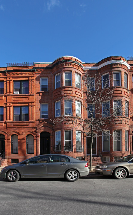 1821 Bolton St in Baltimore, MD - Building Photo