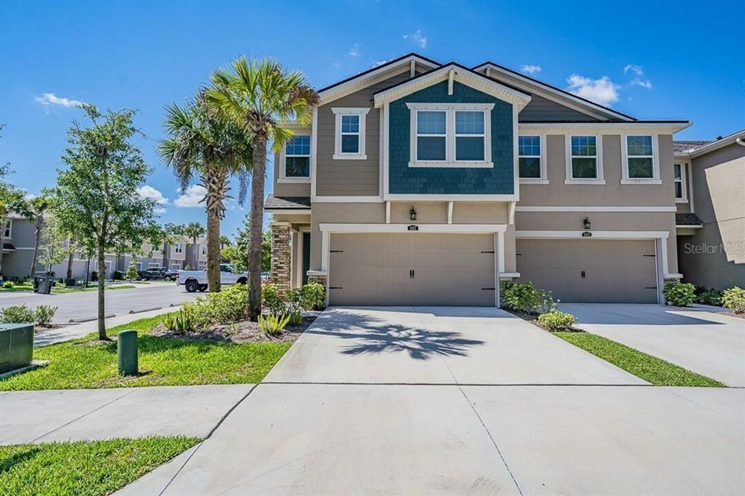 14317 Pondhawk Ln in Tampa, FL - Building Photo