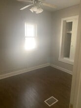 1906 N Hickory St in Crest Hill, IL - Building Photo - Building Photo