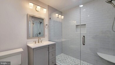 1712 Mt Vernon Ave in Alexandria, VA - Building Photo - Building Photo