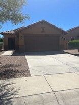 46067 W Sheridan Rd in Maricopa, AZ - Building Photo