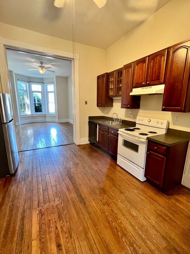 property at 212 W Main St