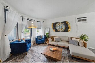 152 W 30th St in Bayonne, NJ - Building Photo - Building Photo