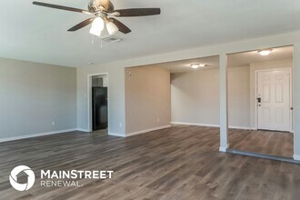 1214 Twining Oaks Ln in Missouri City, TX - Foto de edificio - Building Photo